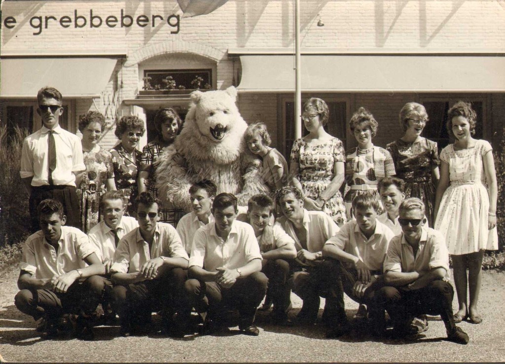 1960 JBTB reisje naar de Grebbeberg.jpg