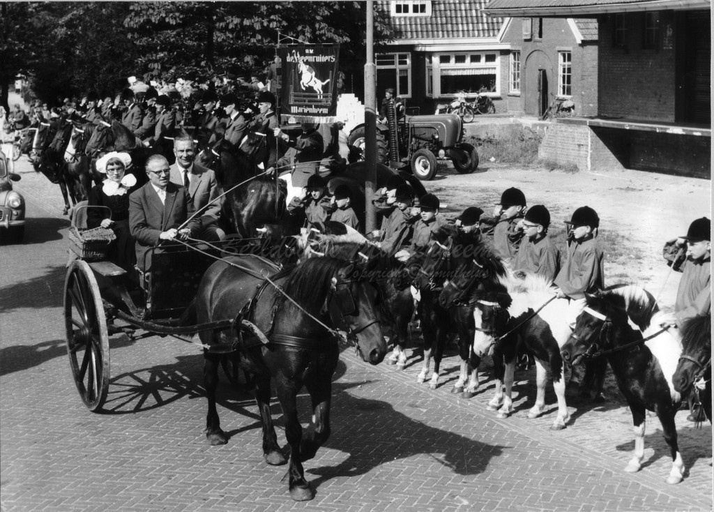 Opening ten Haveweg Linderte  2 1965.jpg