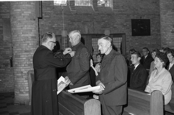 1967,marienheem,kerkmeesters (1)