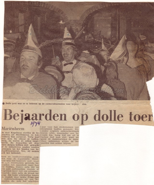 krantenknipsel carnaval 1974