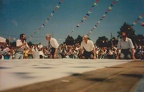 1986 Babykruipwedstrijd ouderen 1a